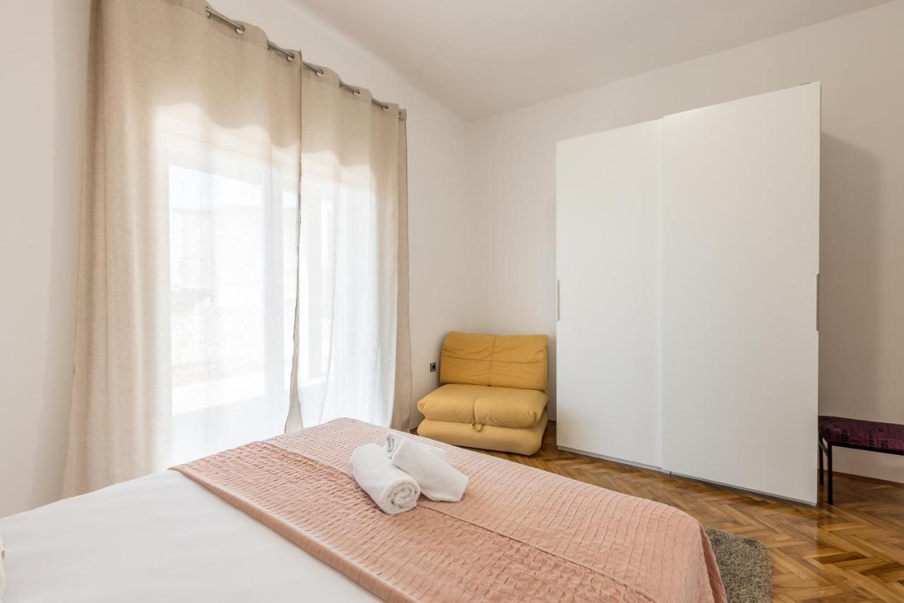 Family Apartments Jadrijevic Primošten Zewnętrze zdjęcie