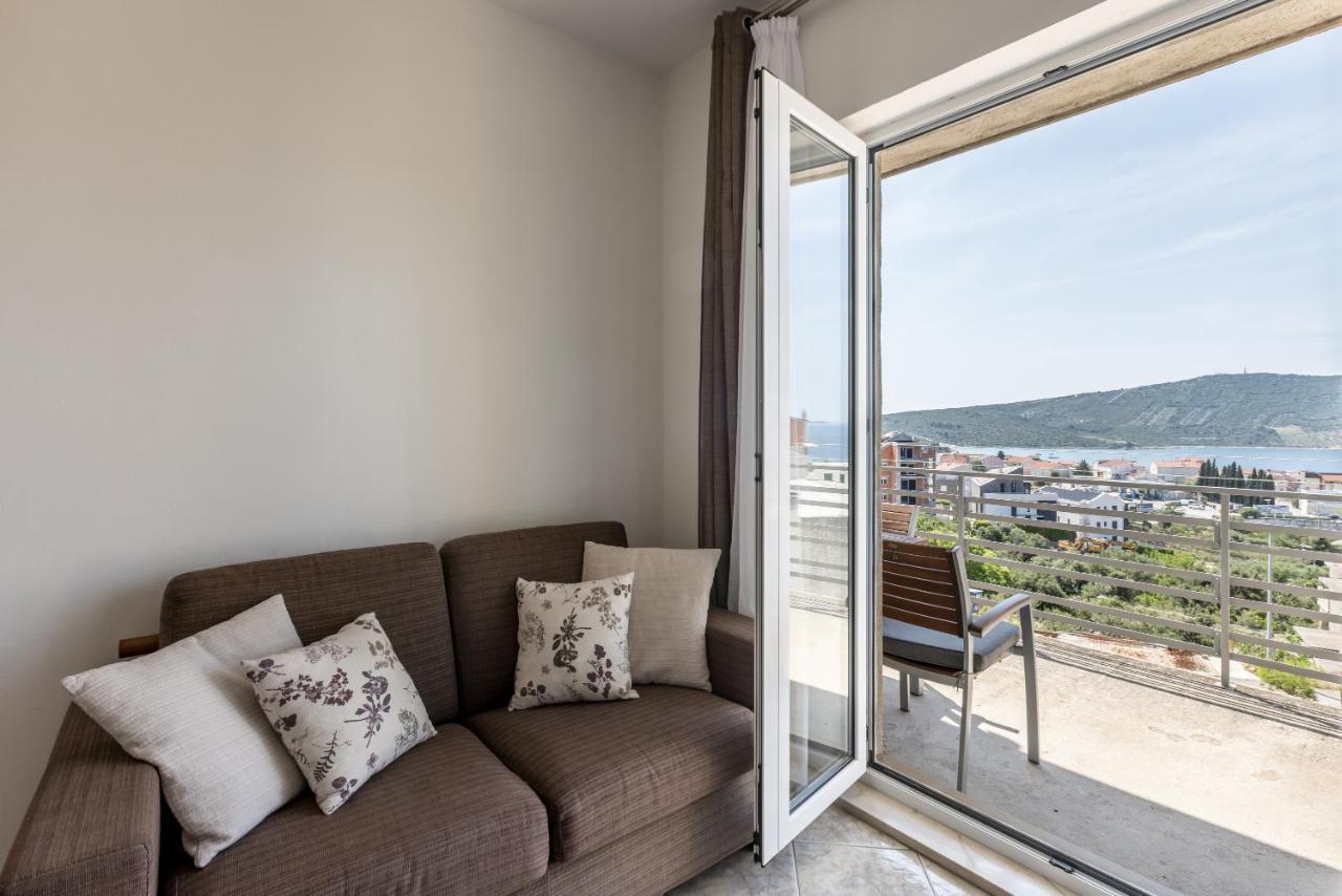 Family Apartments Jadrijevic Primošten Zewnętrze zdjęcie